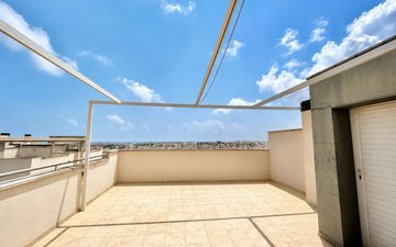 Property slide 20