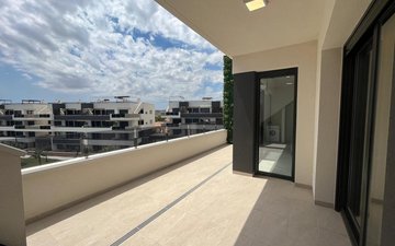 Property slide 19