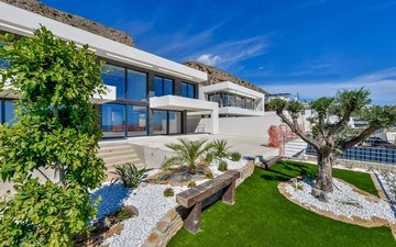 Property slide 25