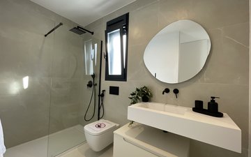 Property slide 22