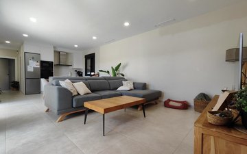 Property slide 5
