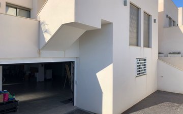 Property slide 42