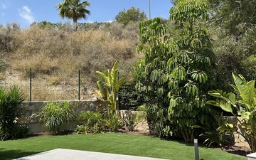 Property slide 42