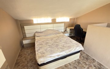 Property slide 37