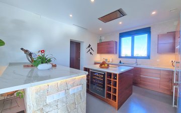 Property slide 23