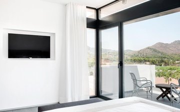 Property slide 17
