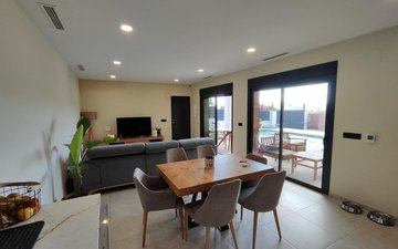 Property slide 23