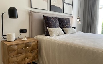 Property slide 16