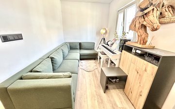 Property slide 16