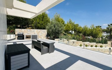 Property slide 40