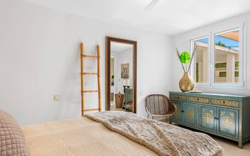 Property slide 17