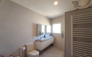 Property slide 30