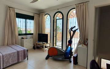 Property slide 20