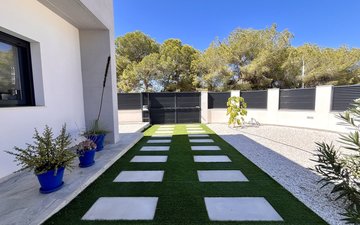 Property slide 19