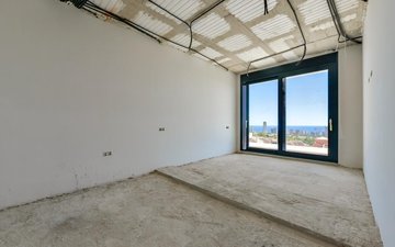 Property slide 10