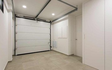 Property slide 18