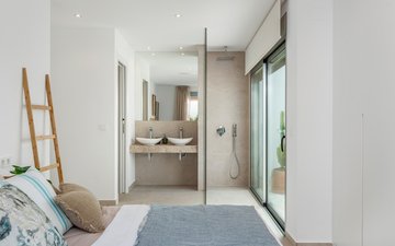 Property slide 40