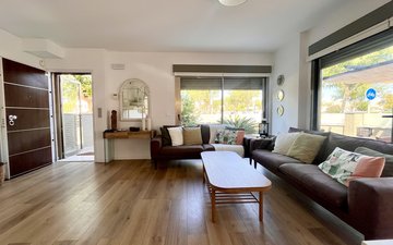 Property slide 5