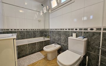 Property slide 20