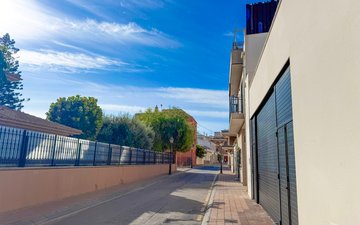 Property slide 31
