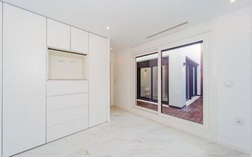 Property slide 25