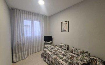 Property slide 10
