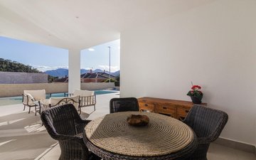 Property slide 17