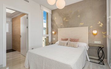 Property slide 18