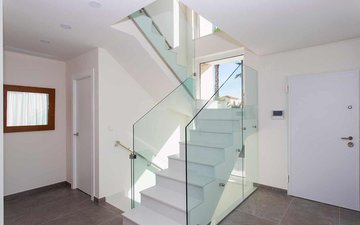 Property slide 10