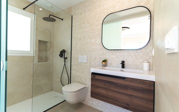 Property slide 18
