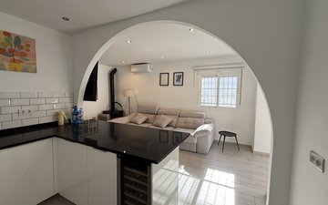 Property slide 21