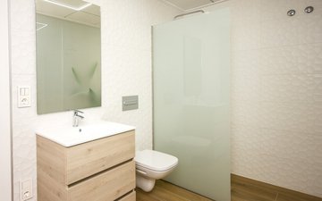 Property slide 30