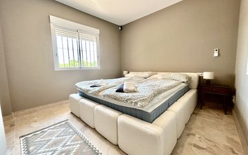 Property slide 22