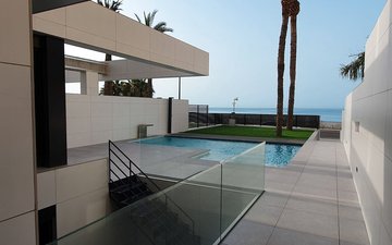 Property slide 40