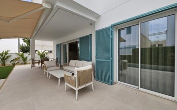 Property slide 21