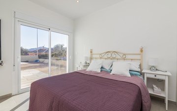 Property slide 31