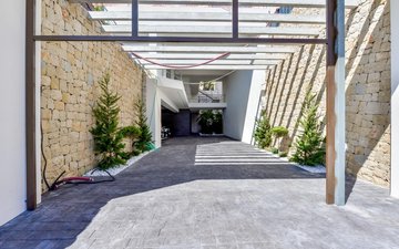 Property slide 28
