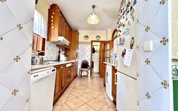 Property slide 14