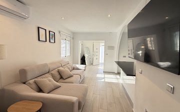 Property slide 25