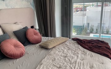 Property slide 21
