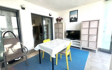 Property slide 18