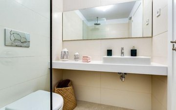 Property slide 20