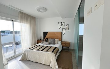 Property slide 21