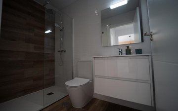 Property slide 32
