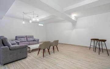 Property slide 22