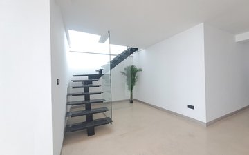 Property slide 22