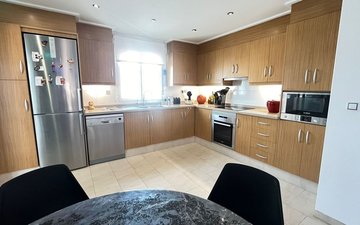 Property slide 14