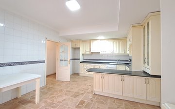 Property slide 17
