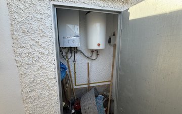 Property slide 44