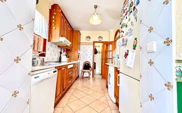 Property slide 20